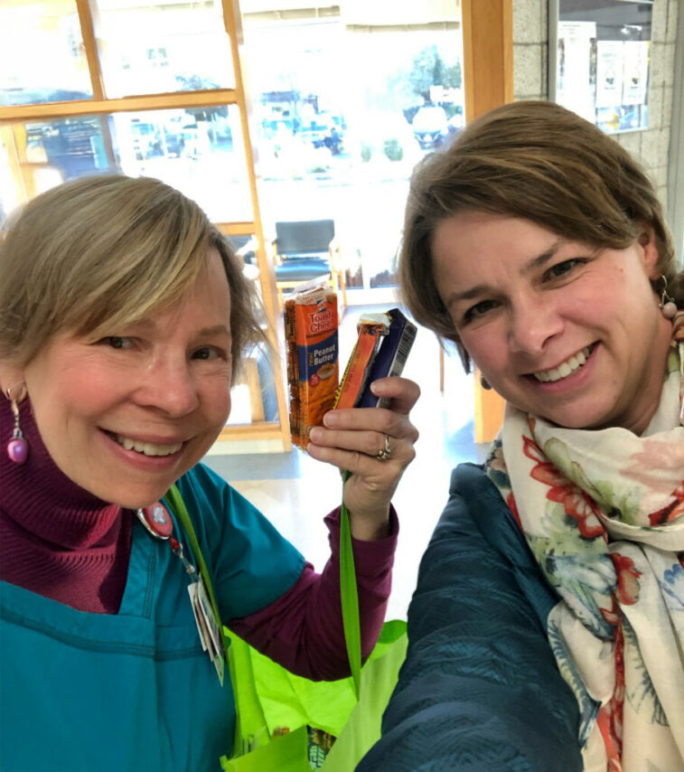 ENA nurses with event swag